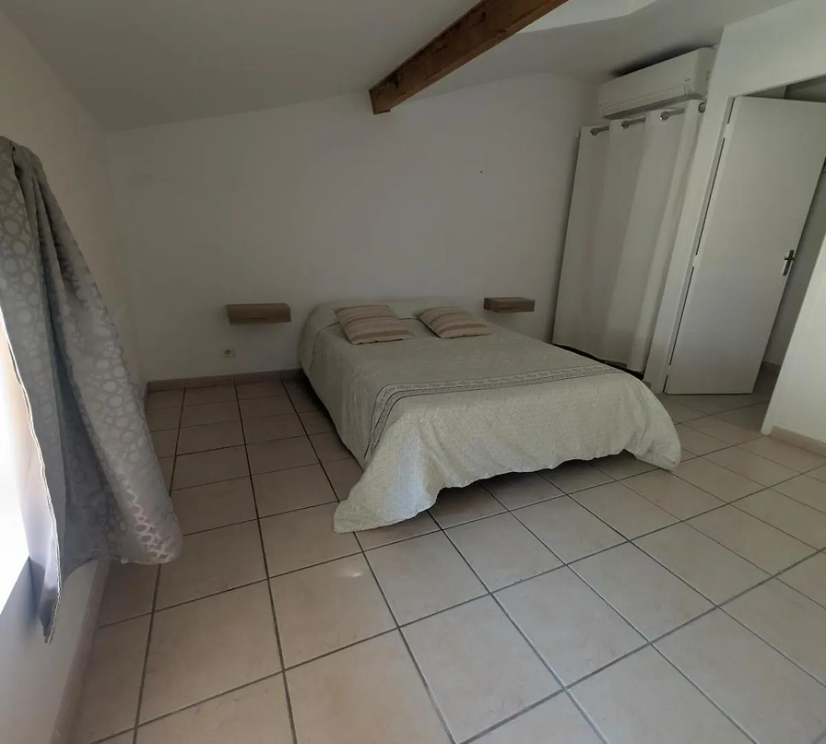 Evasion Vigneronne, Jolie Maison De Village En Pierre Vallon-Pont-dʼArc